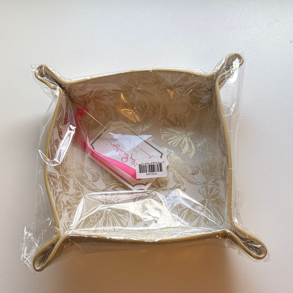 Lilly Pulitzer Gold Leaf Print Accessory Tray